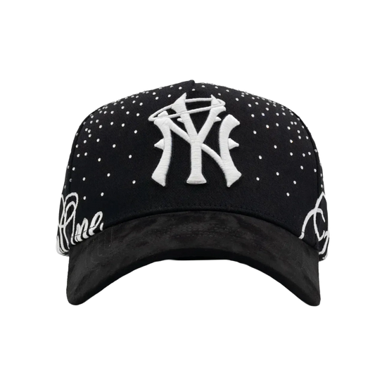 31 Hats - Crystals White Forever