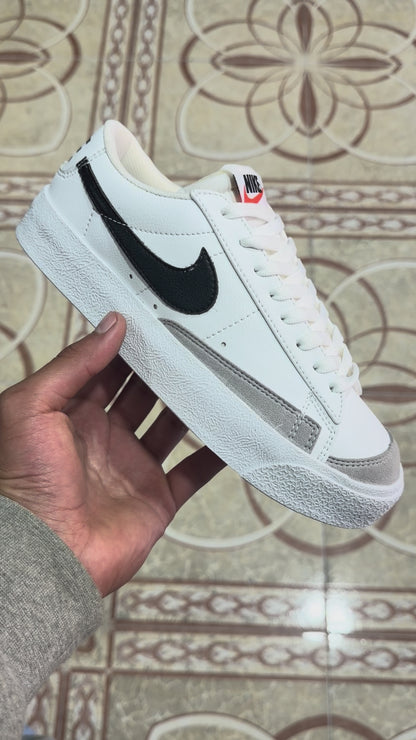 Nike - Blazer Low Blanco/Negro